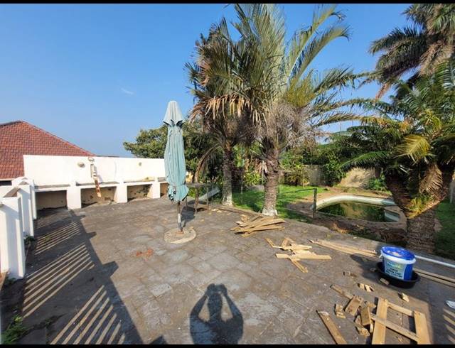 4 BEDROOM HOUSE FOR SALE IN MANABA BEACH